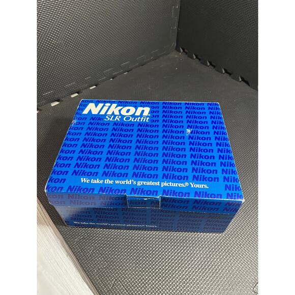 Nikon N75 35mm Film SLR Camera Kit with 28-80mm f3.5-5.6 Nikkor Lens - Picture 4 of 16